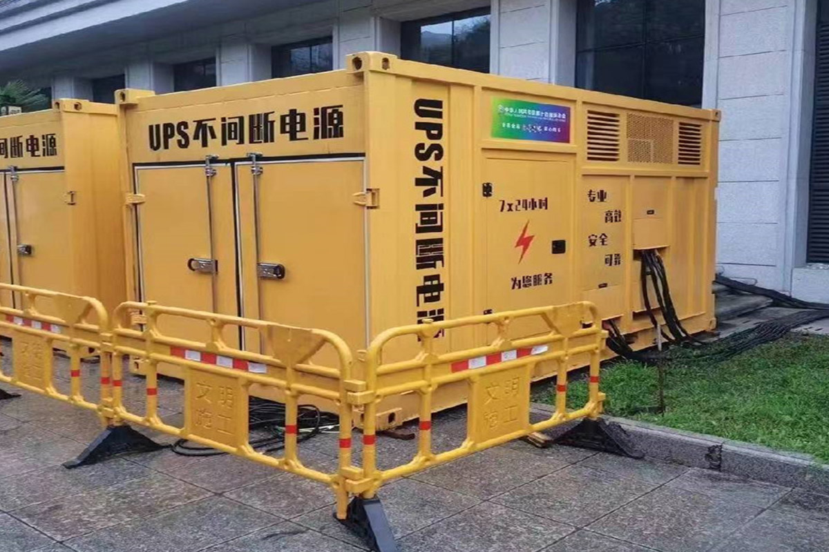 碾子山发电机租赁施工现场